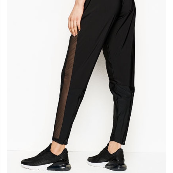 Victoria's Secret Pants - Victorias Secret sport joggers